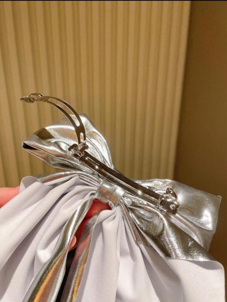 Women's Gold And Silver Elegant Big Bow Ribbon Hair Clips - Image 3